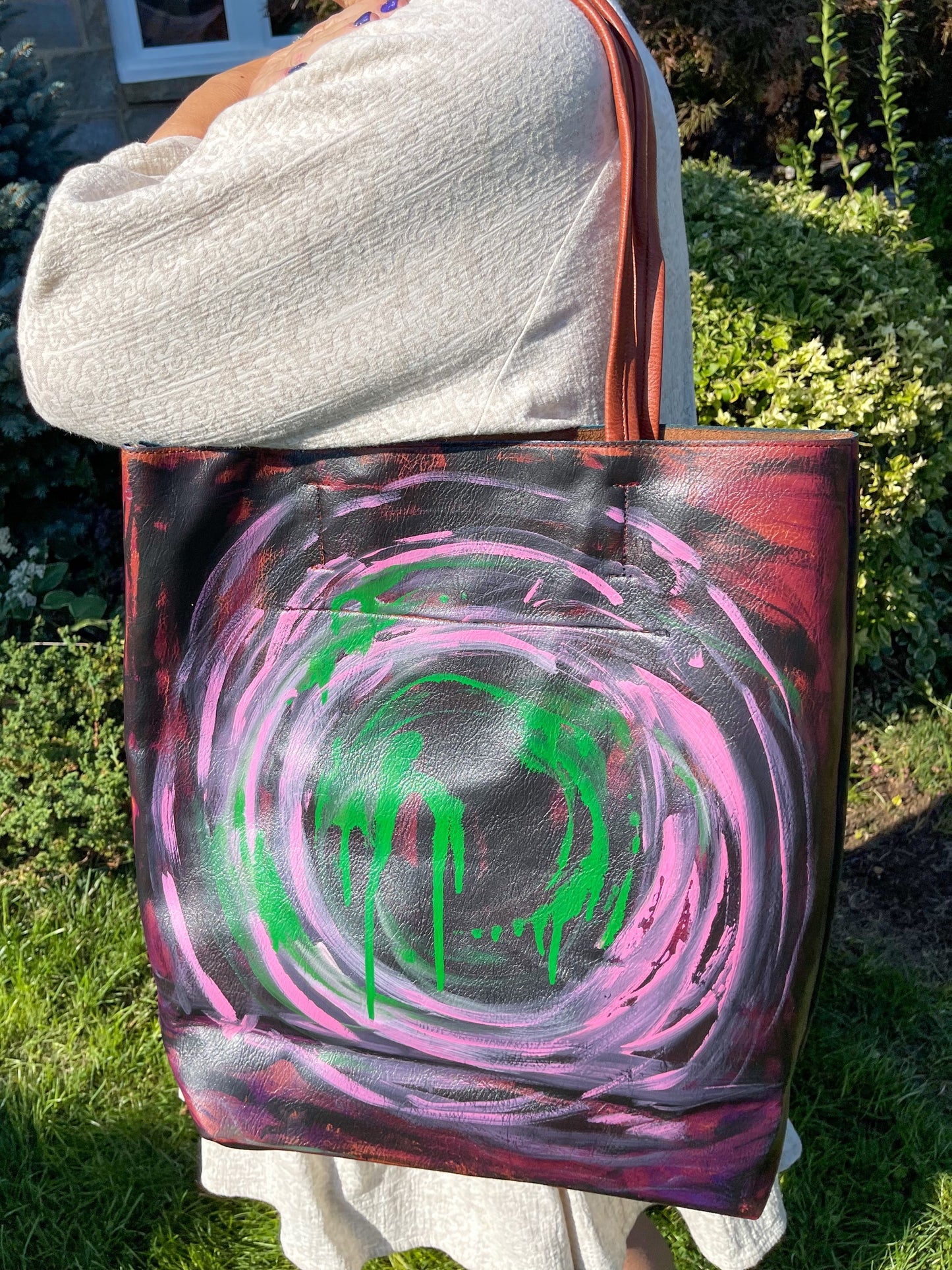 Love Me Leather Shoulder Bag