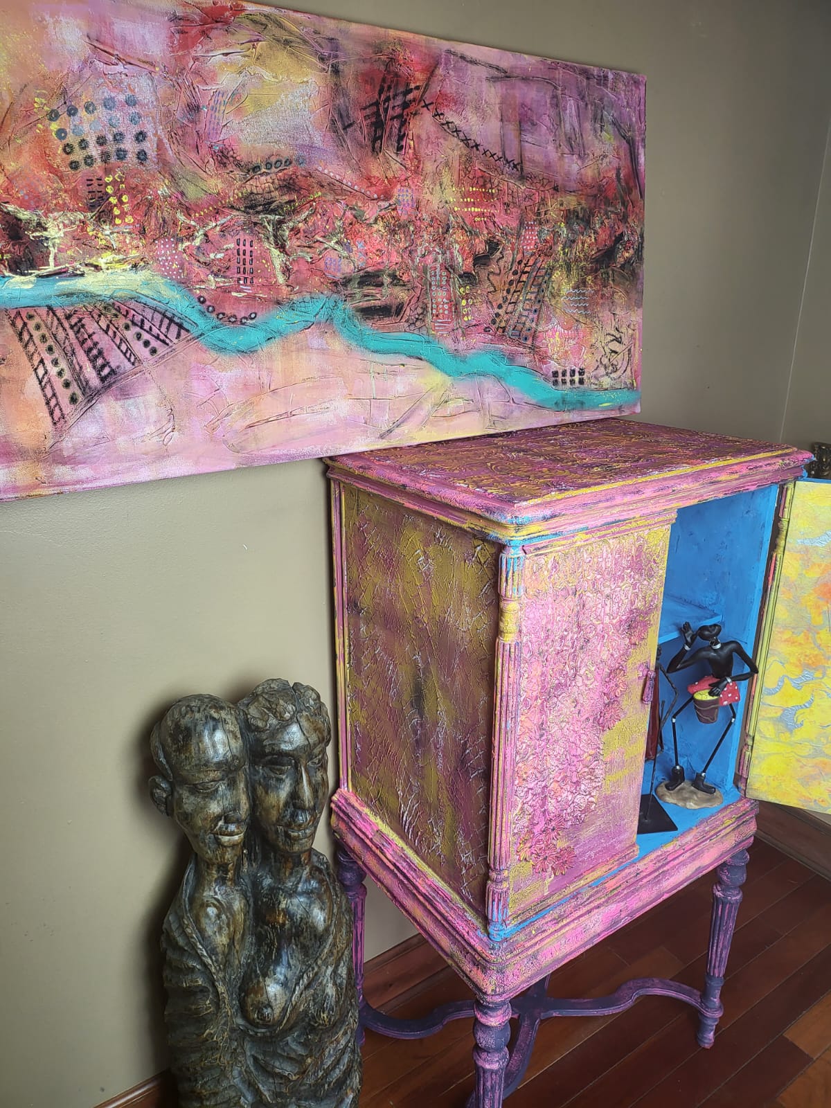Surprise Garden Pink Cupboard