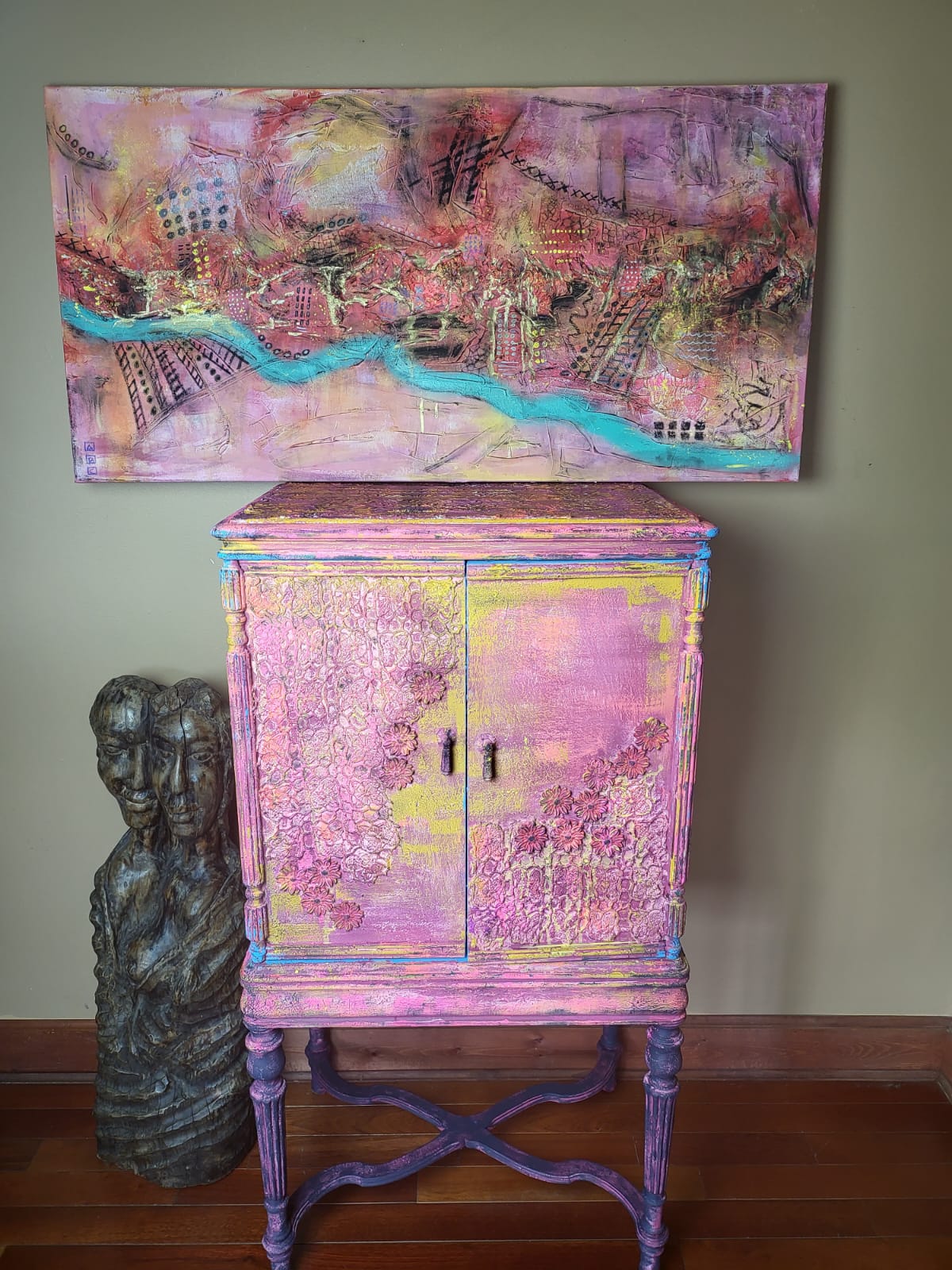 Surprise Garden Pink Cupboard