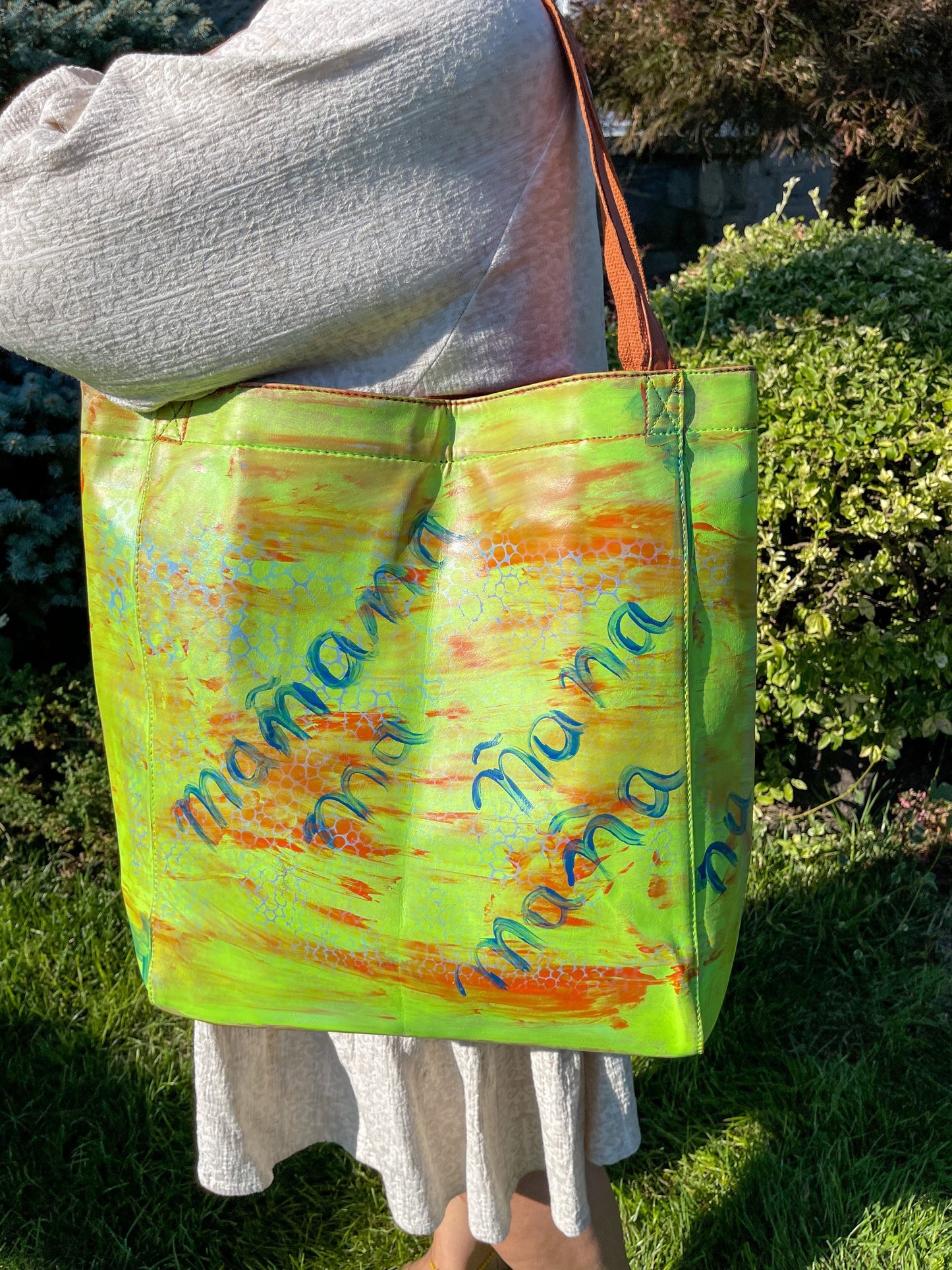 Floral Mañana Leather Shoulder Bag