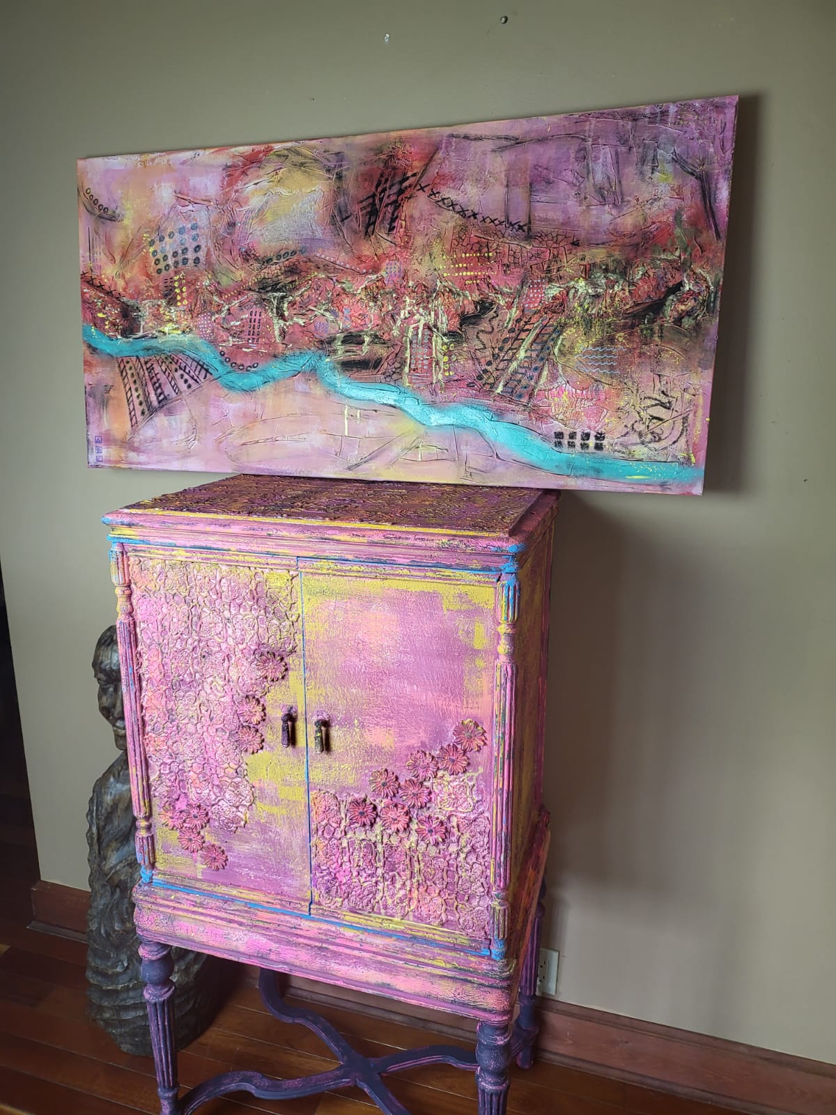 Surprise Garden Pink Cupboard