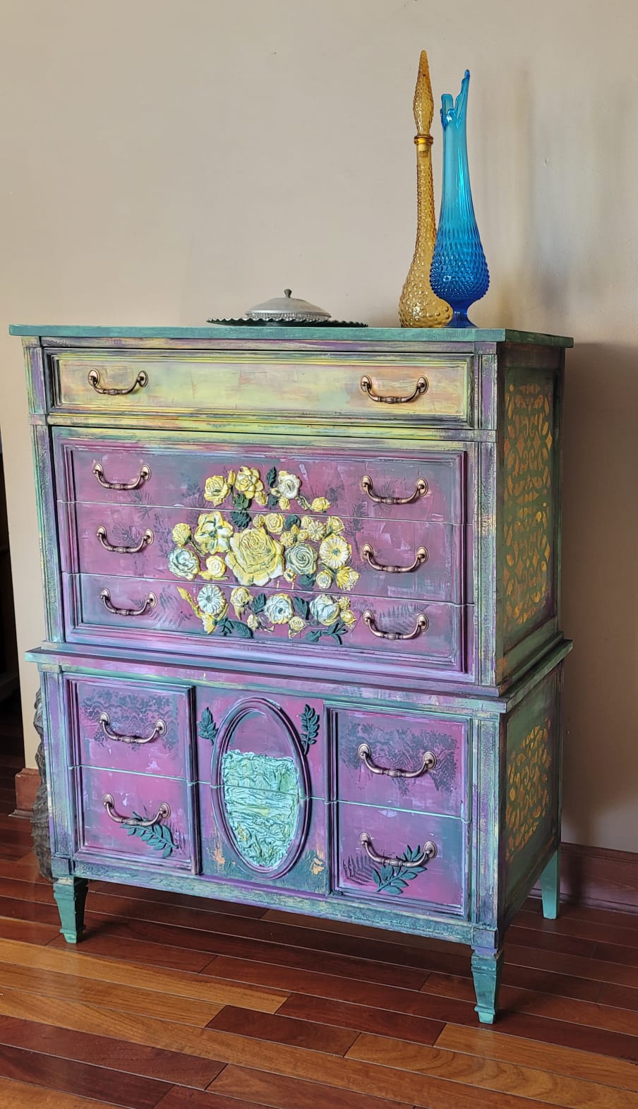 Colorful Funky 6-Drawer Dresser