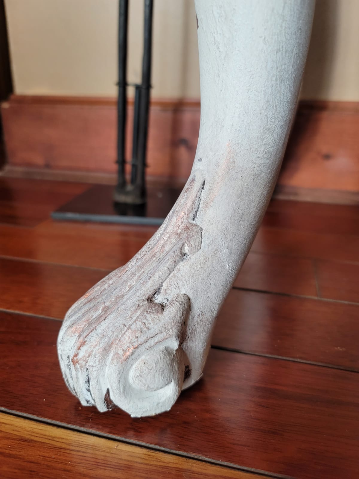 Script Entryway Table