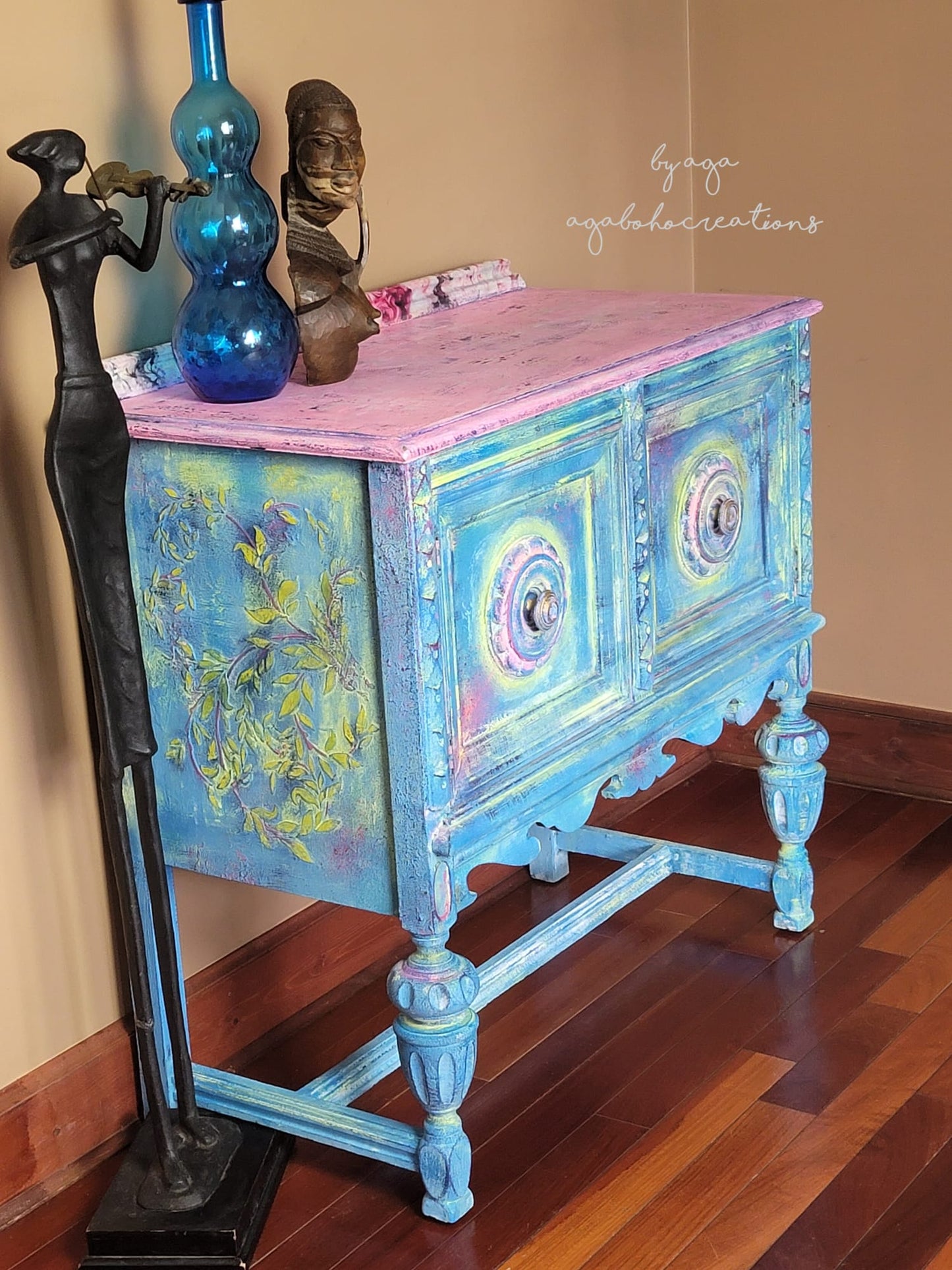 Funky Blue and Pink Neon Buffet