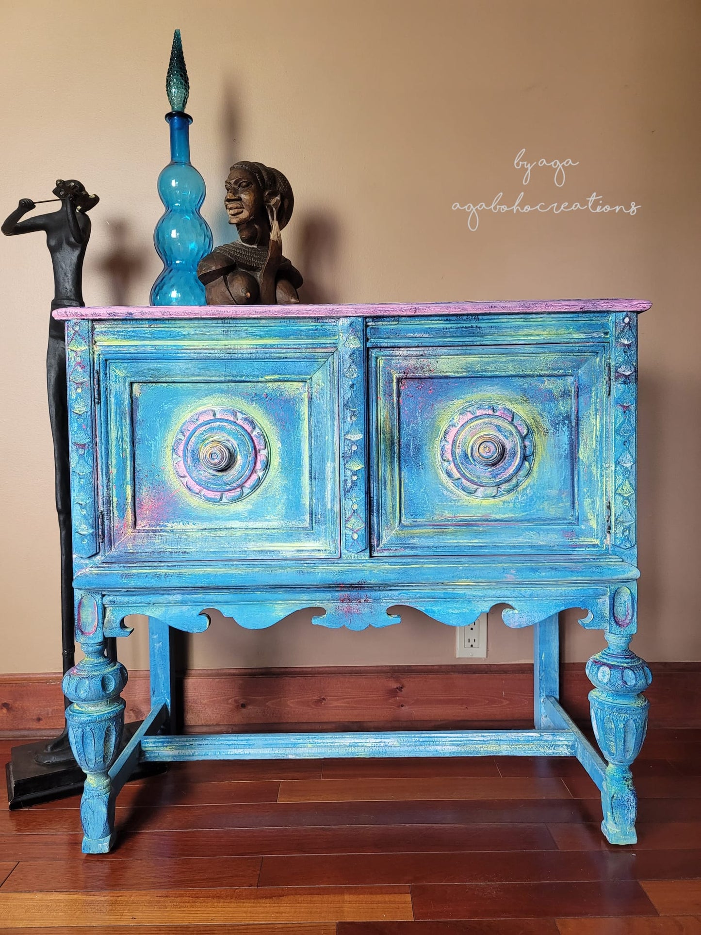 Funky Blue and Pink Neon Buffet