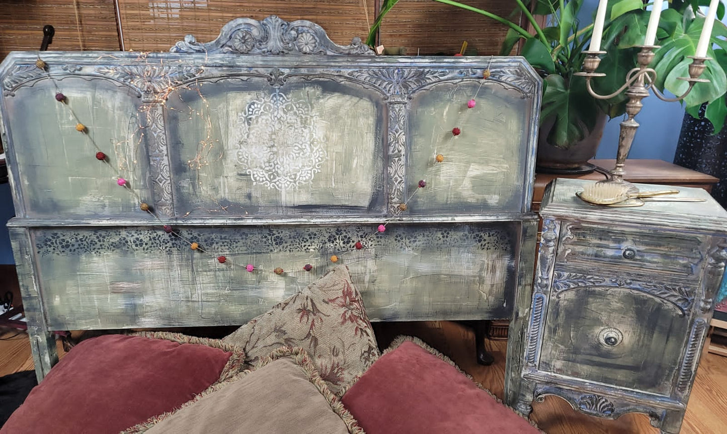 Vintage Rustic Queen Size Headboard and Nightstand Set